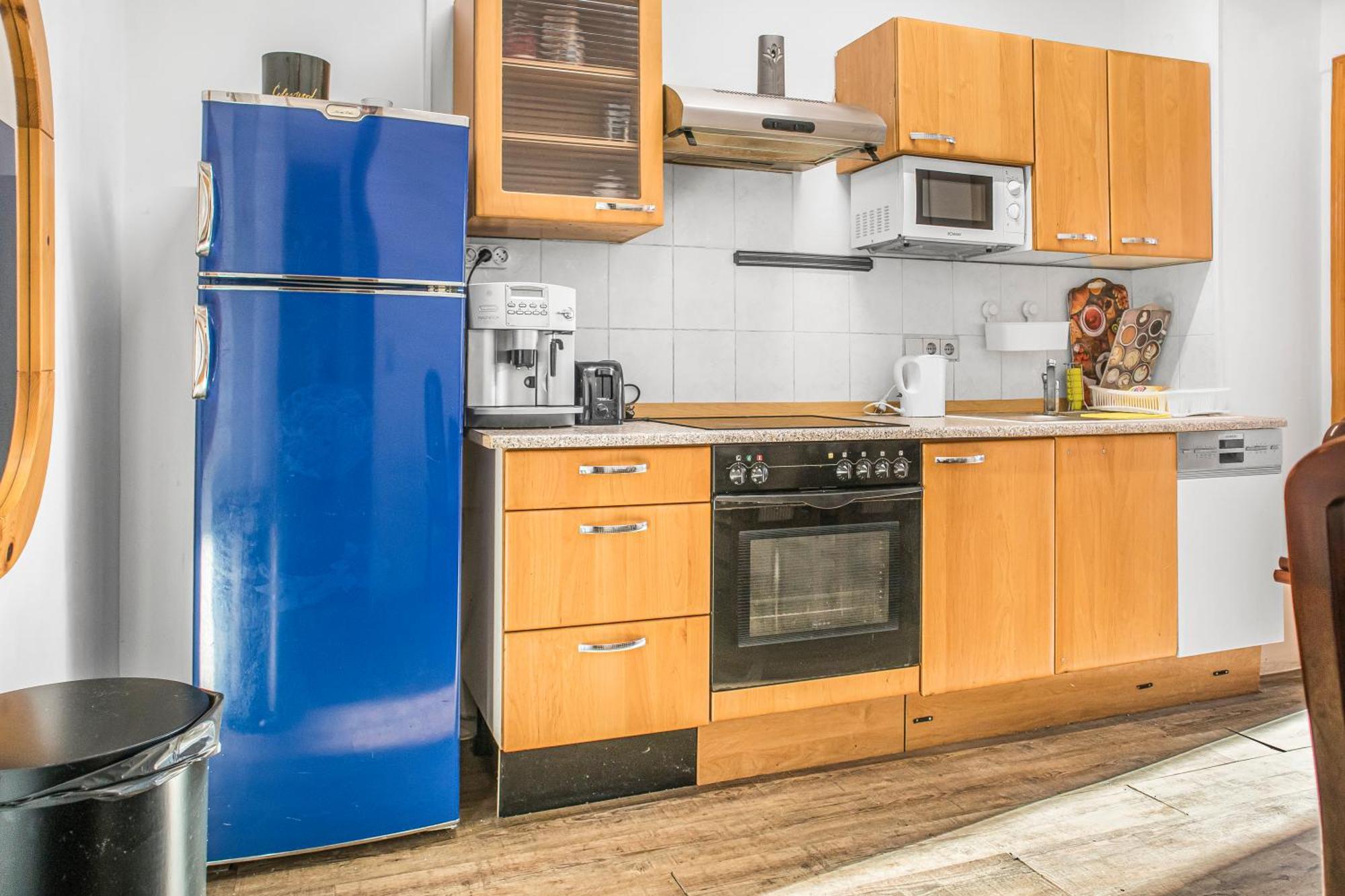 Comfy 2br Wifi & Tv Next To Millenium Tower Apartment