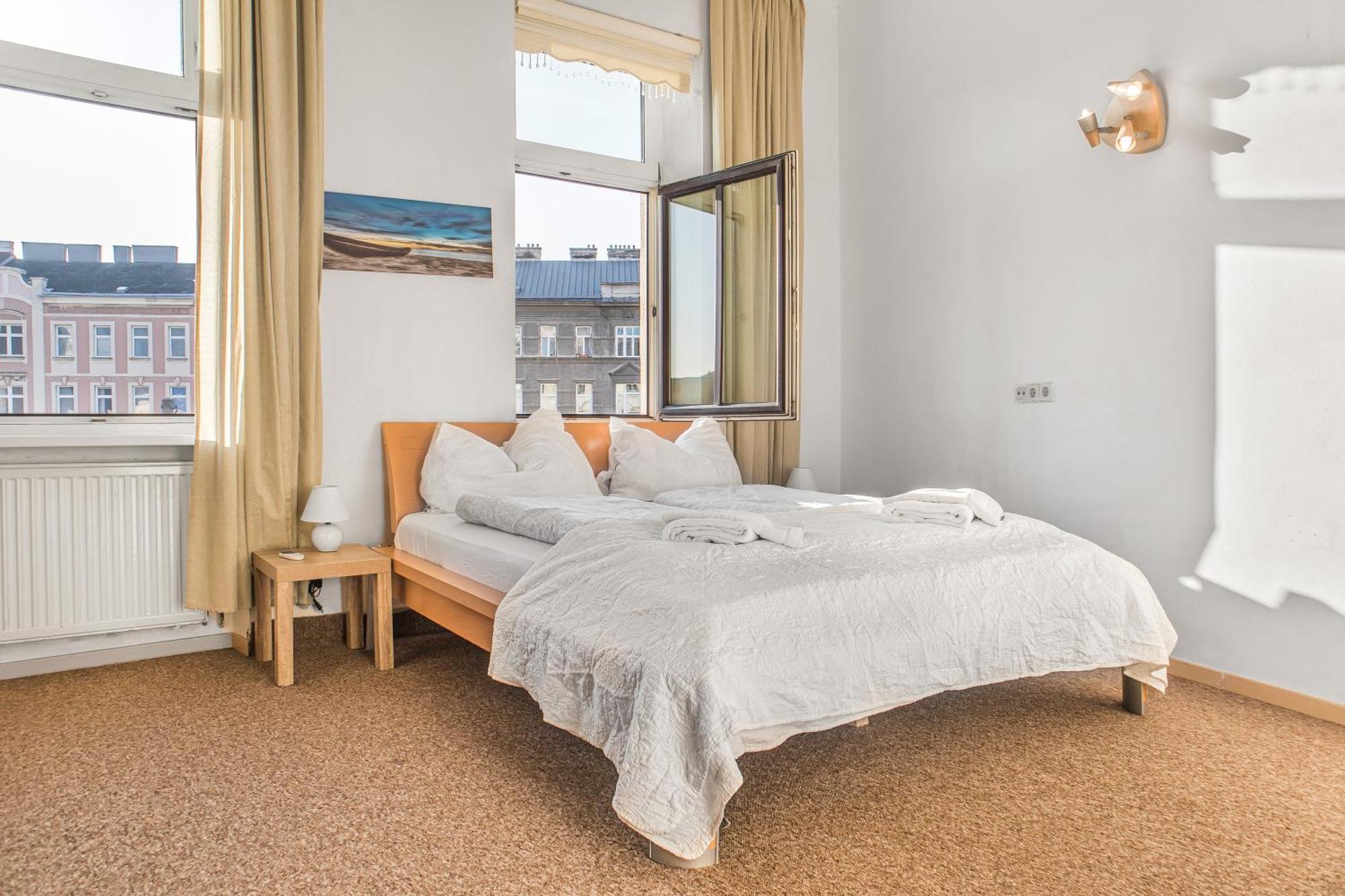 Comfy 2br Wifi & Tv Next To Millenium Tower